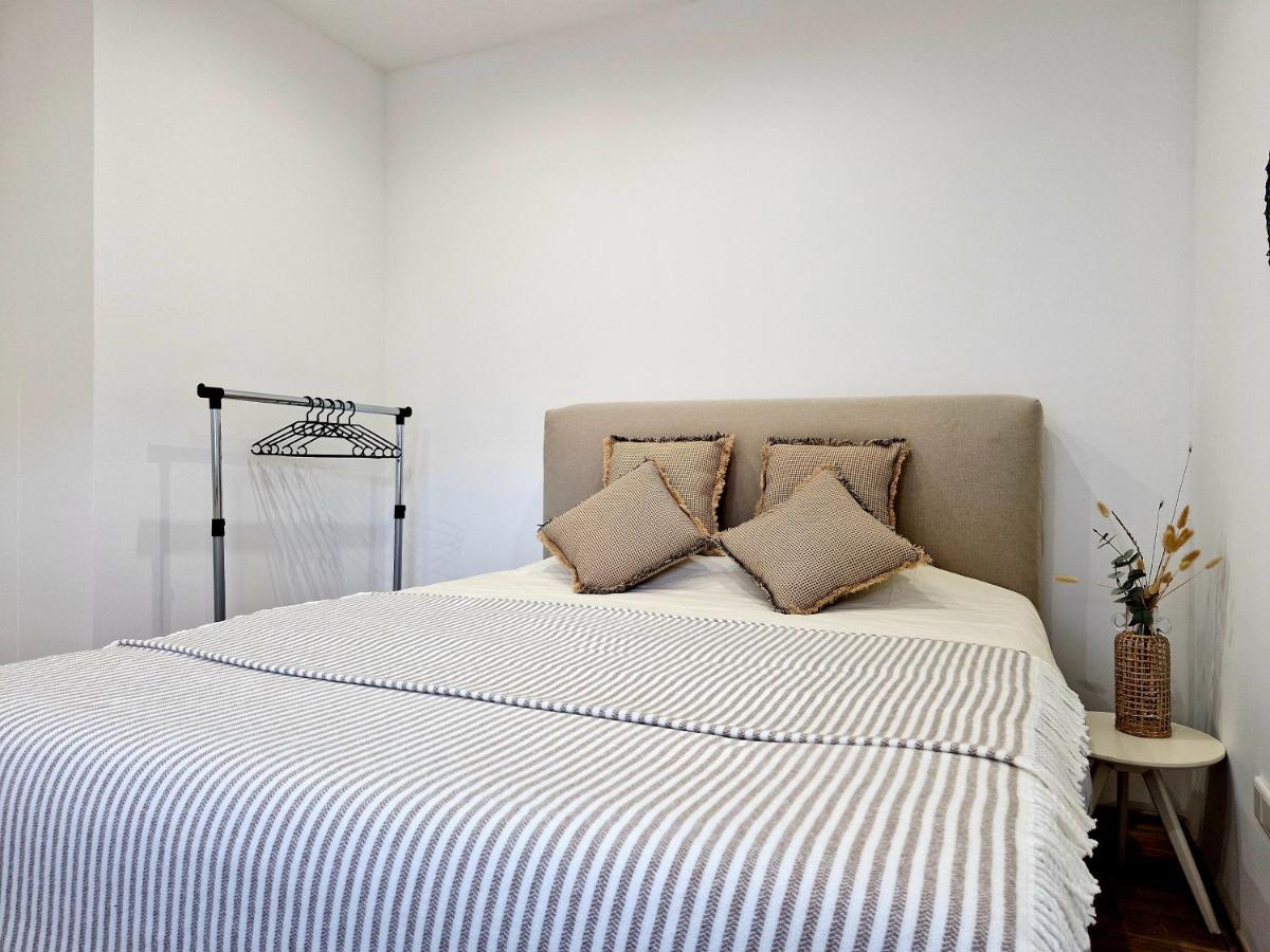 Like Apartment *
